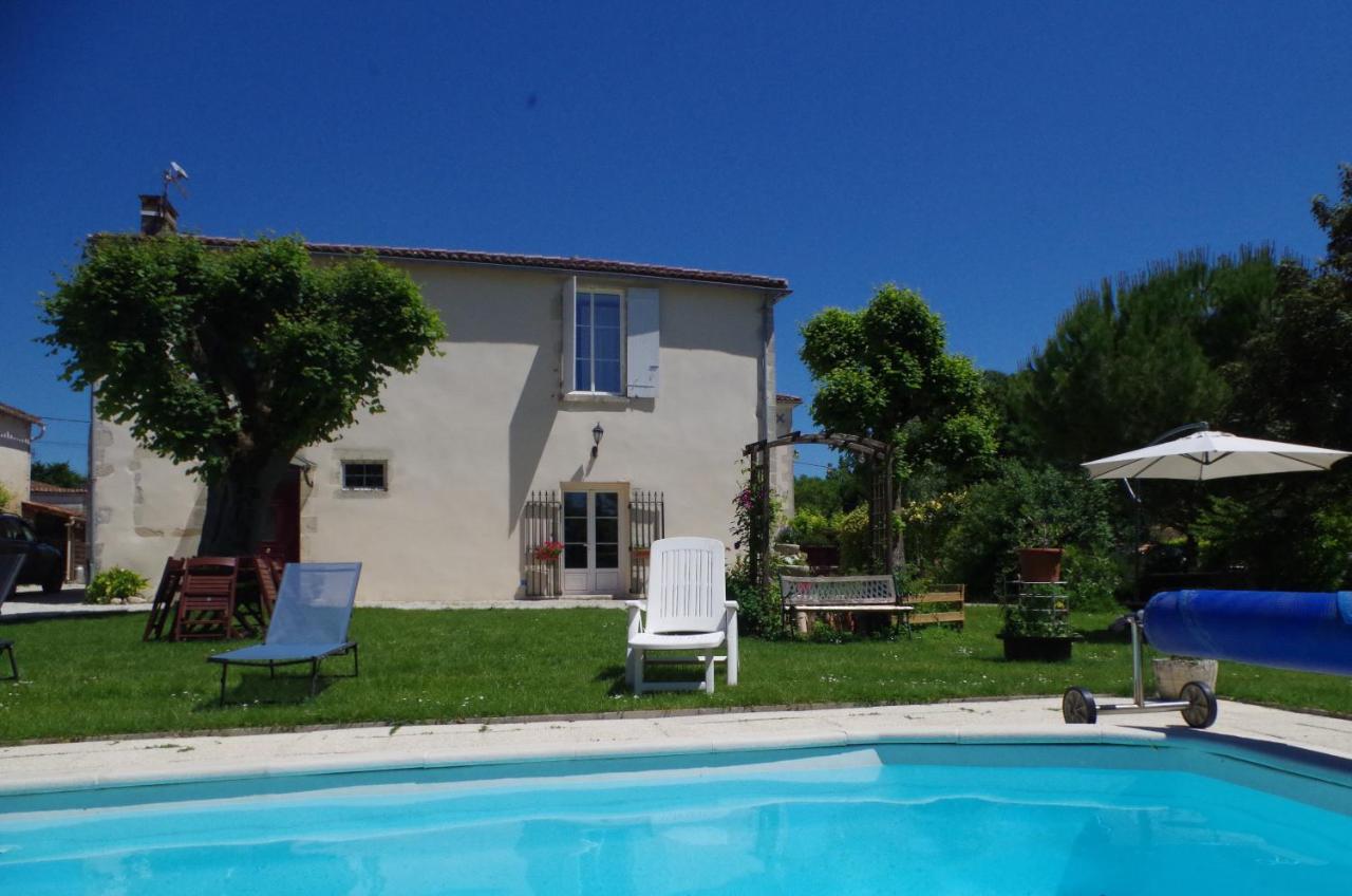 Maison D'Hotes Le Cadran Solaire Courcelles  Dış mekan fotoğraf