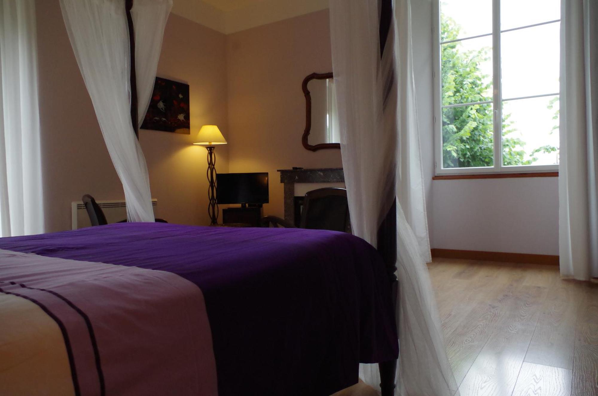 Maison D'Hotes Le Cadran Solaire Courcelles  Dış mekan fotoğraf