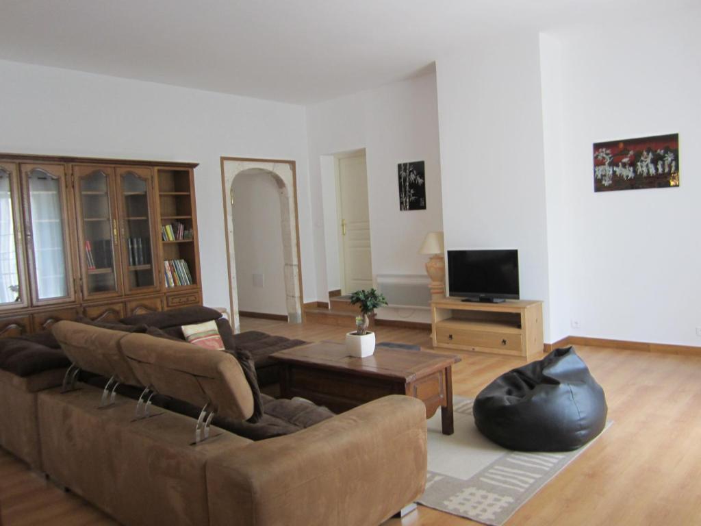 Maison D'Hotes Le Cadran Solaire Courcelles  Dış mekan fotoğraf